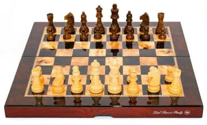 Chess Sets |   Chess Set – Timber Pieces On Mahagony Finish Folding Board Chess Chess Sets